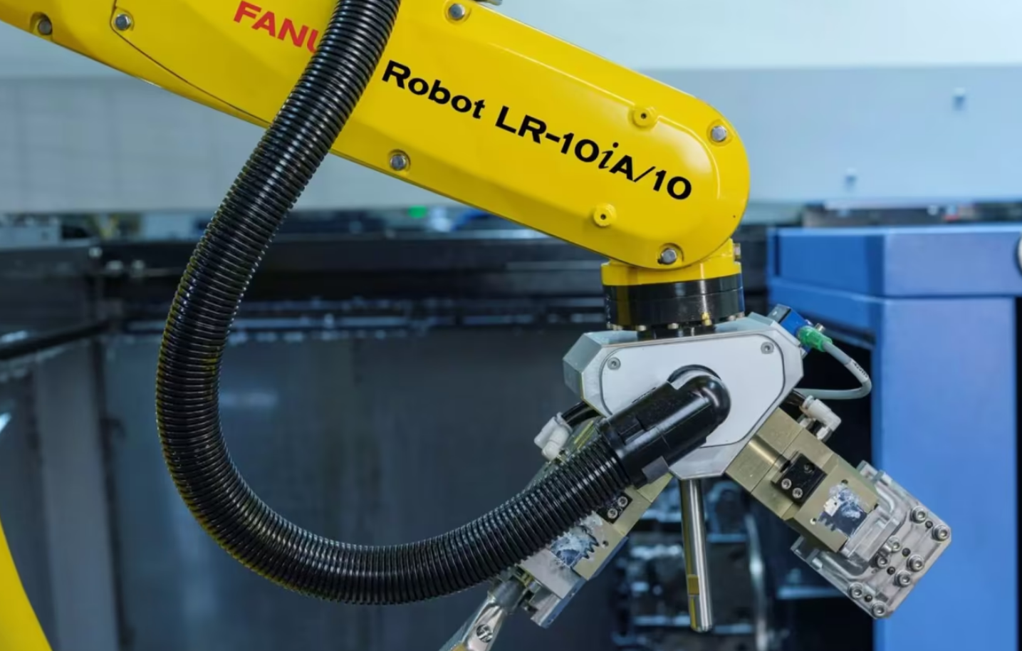 Промышленный робот Fanuc LR-10𝑖A10