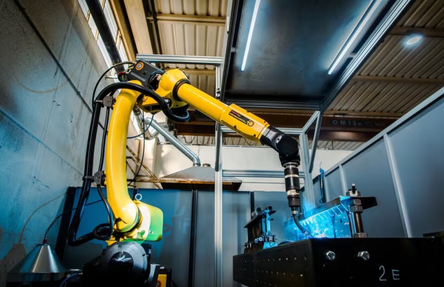 Промышленный робот Fanuc ARC Mate 100iD/8L