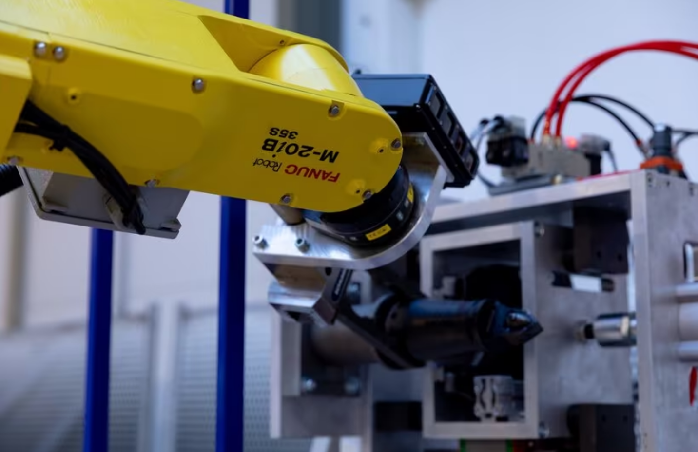 Промышленный робот Fanuc M-20iB/35S