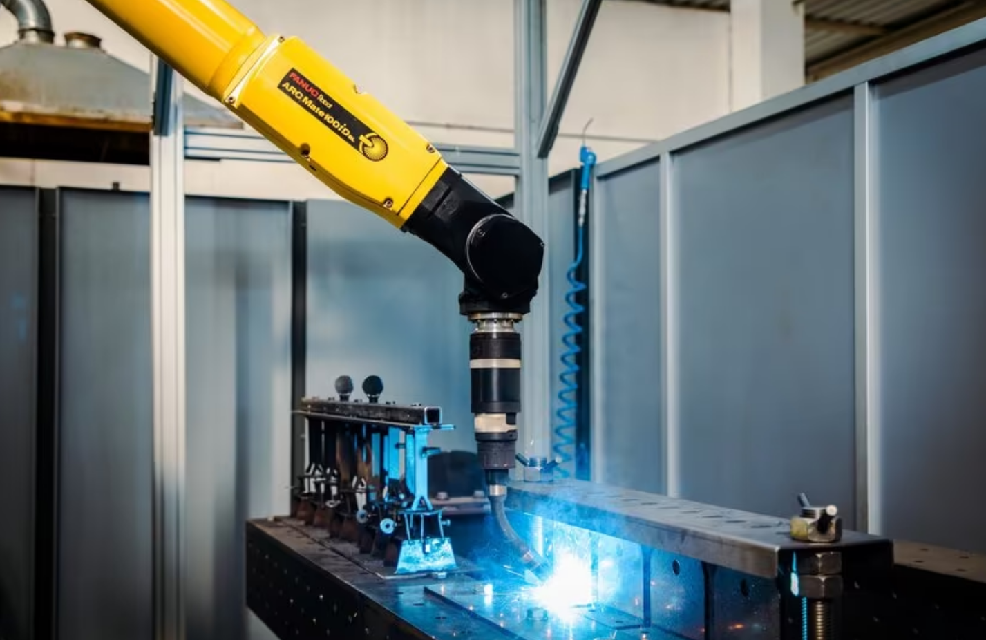 Промышленный робот Fanuc ARC Mate 100iD/8L