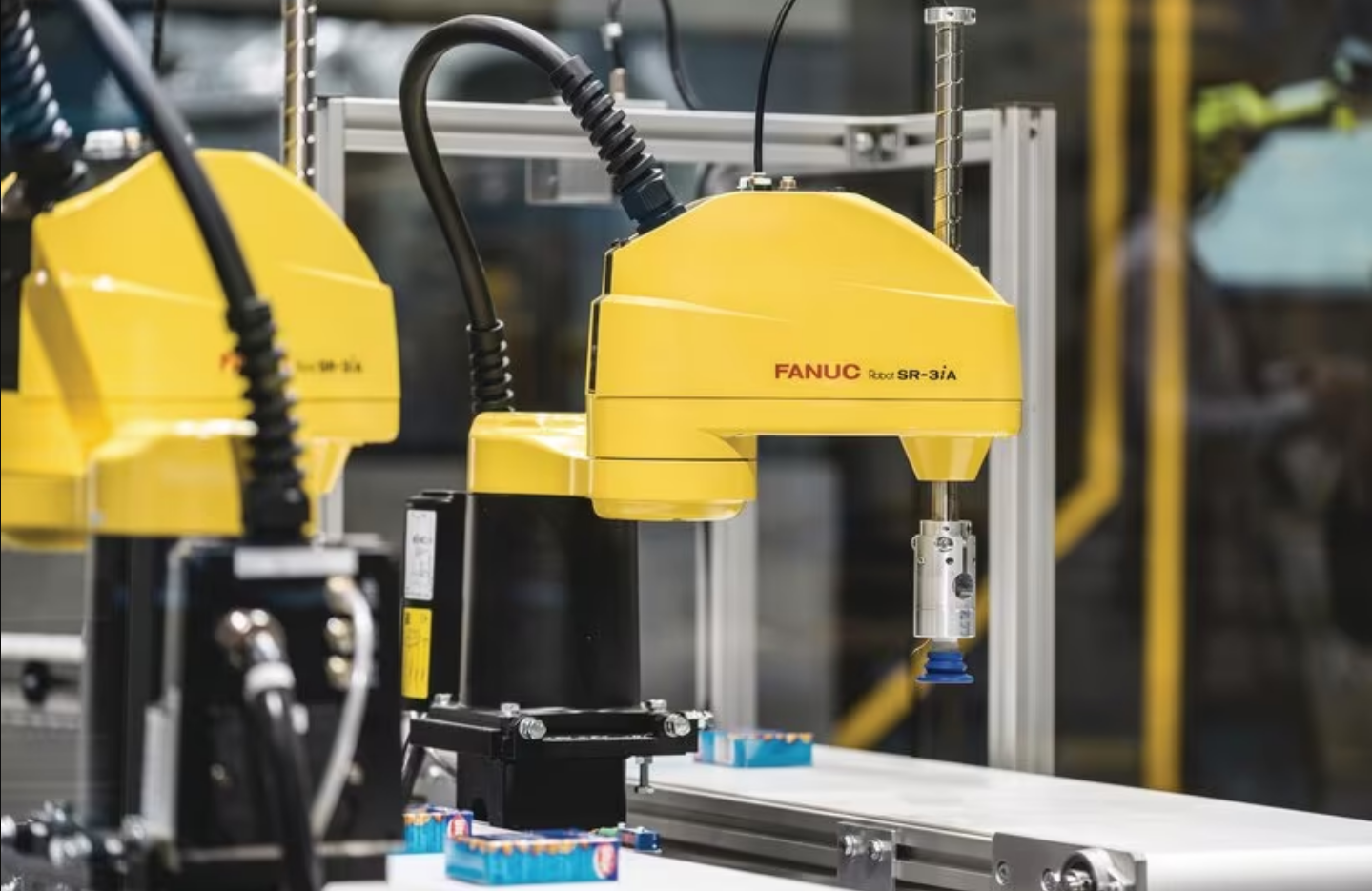 Промышленный SCARA-робот Fanuc SR-3iA